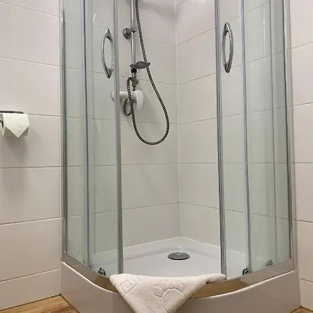 Kwatera prywatna Lena Goscinne