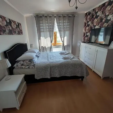 Lena Goscinne Alloggio in famiglia