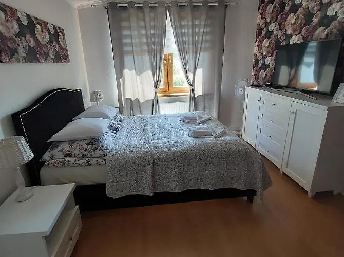 Lena Goscinne בית אירוח